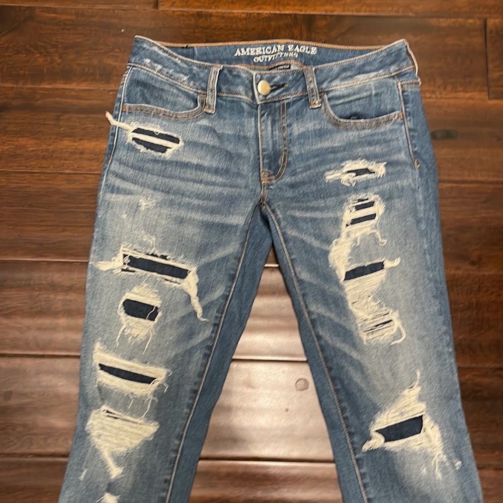 American eagle - Picture 2 of 5